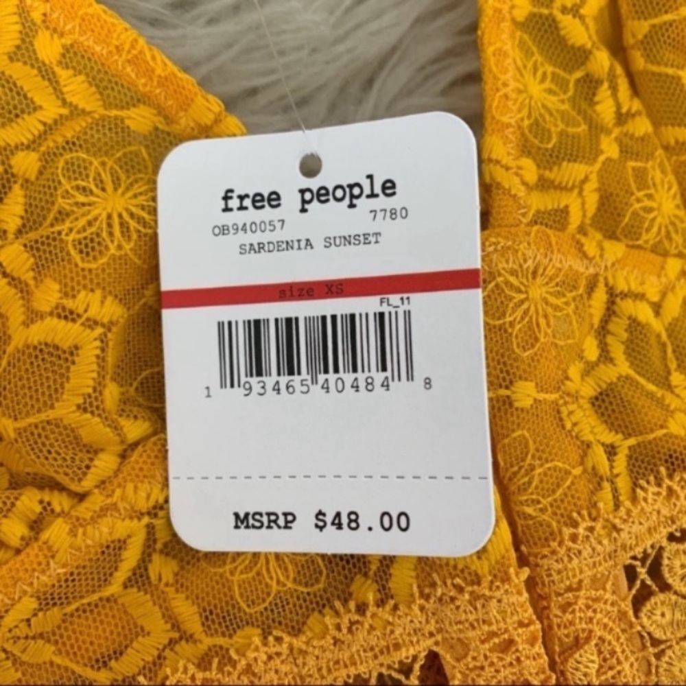 SOLD❌Free People bralette Ella floral mesh XS New With Tags - Picture 3 of 6